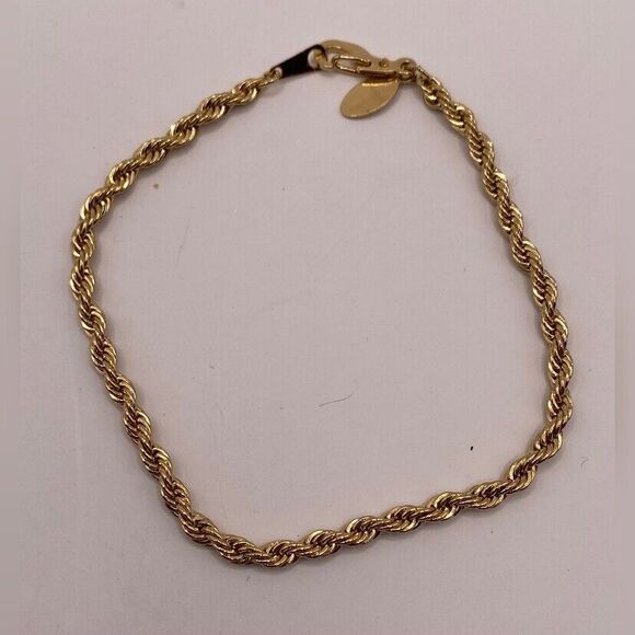 Ambassadors Bracelet Gold Tone Twisted Rope Chain 7” Vintage - Picture 1 of 2